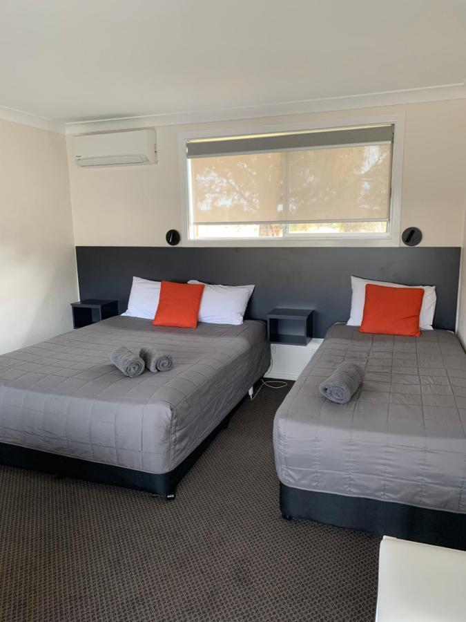 Altona Motel Uralla Eksteriør bilde